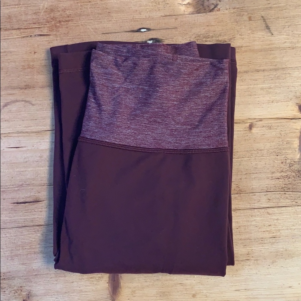 Lululemon yoga pants